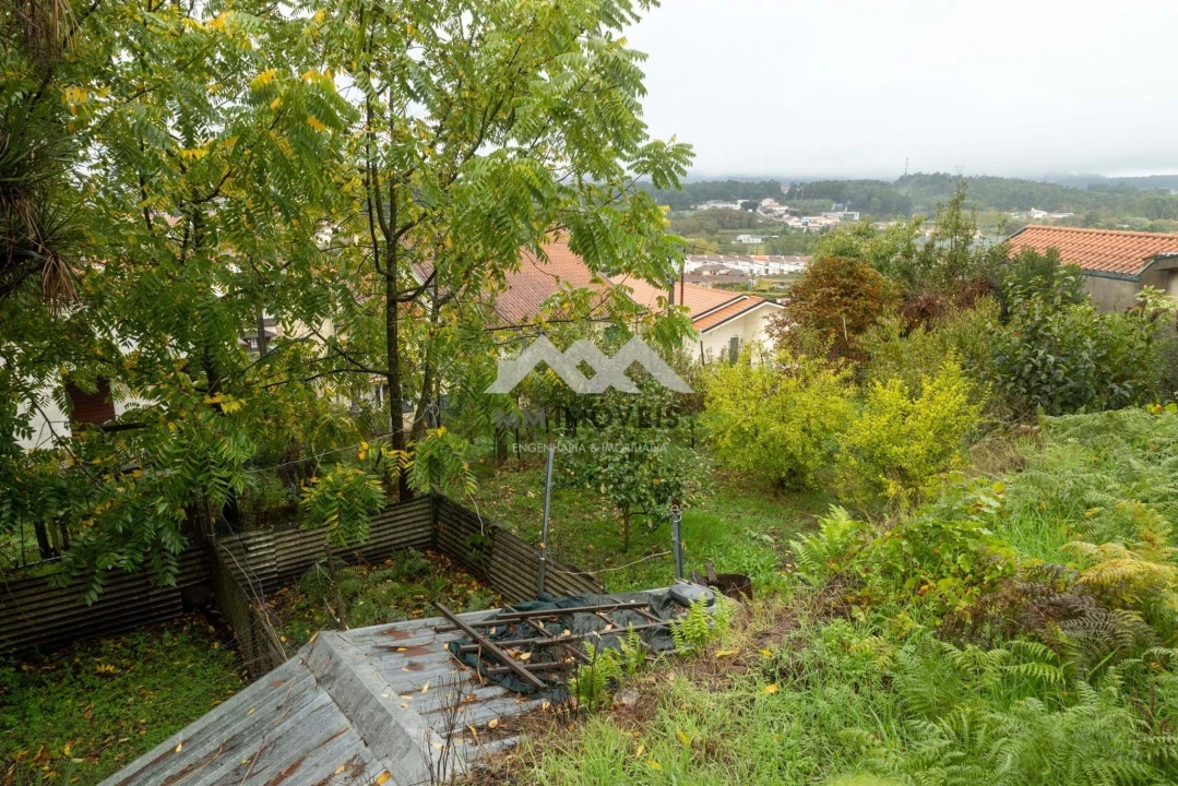 Moradia T6 para Venda em Freamunde Foto 30