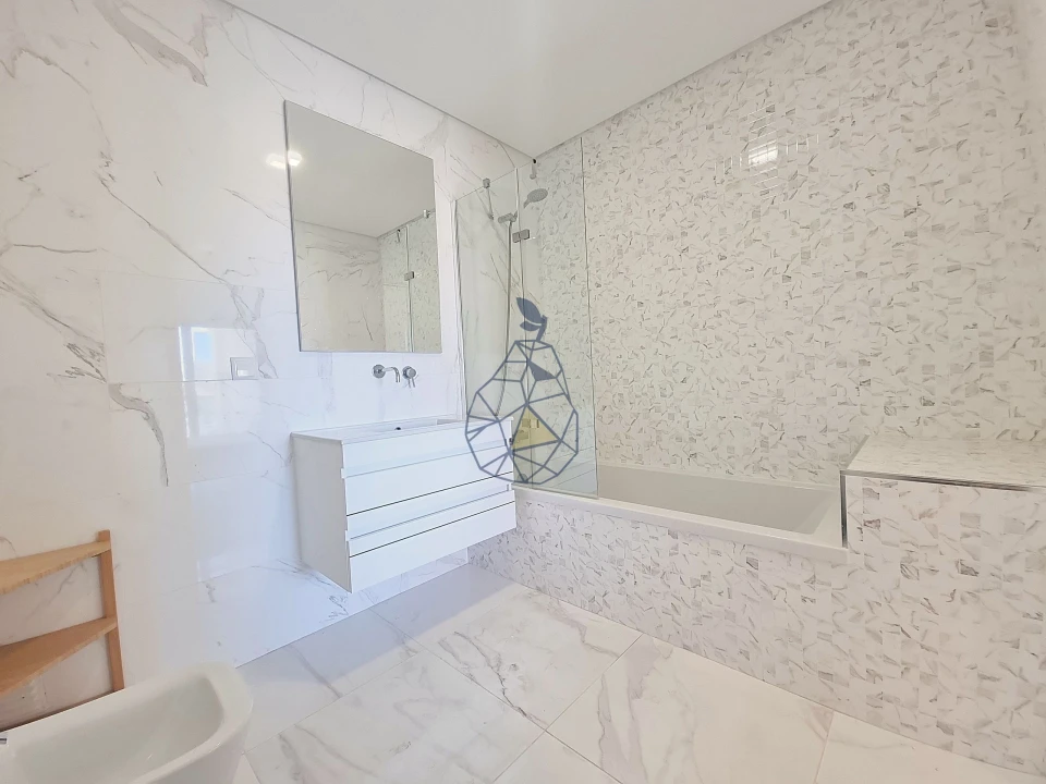 Apartamento T3 para Arrendamento em Portimão Foto 15
