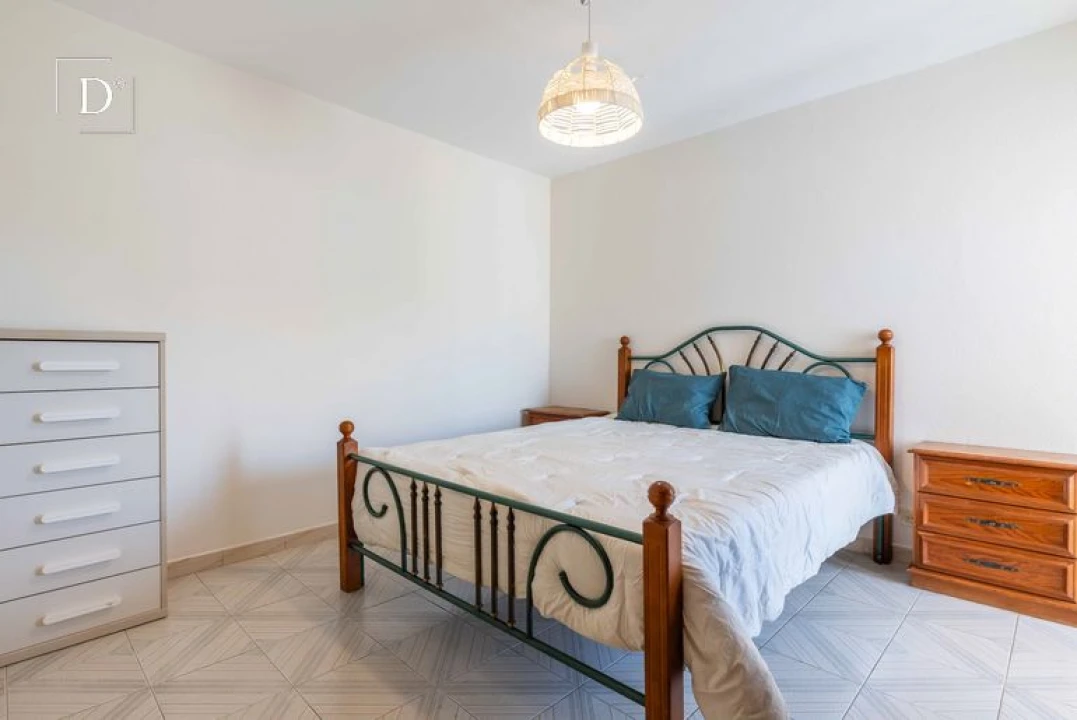 Apartamento T2 para Venda em Albufeira e Olhos de Água Foto 13