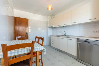 Apartamento T2 para Venda em Albufeira e Olhos de Água