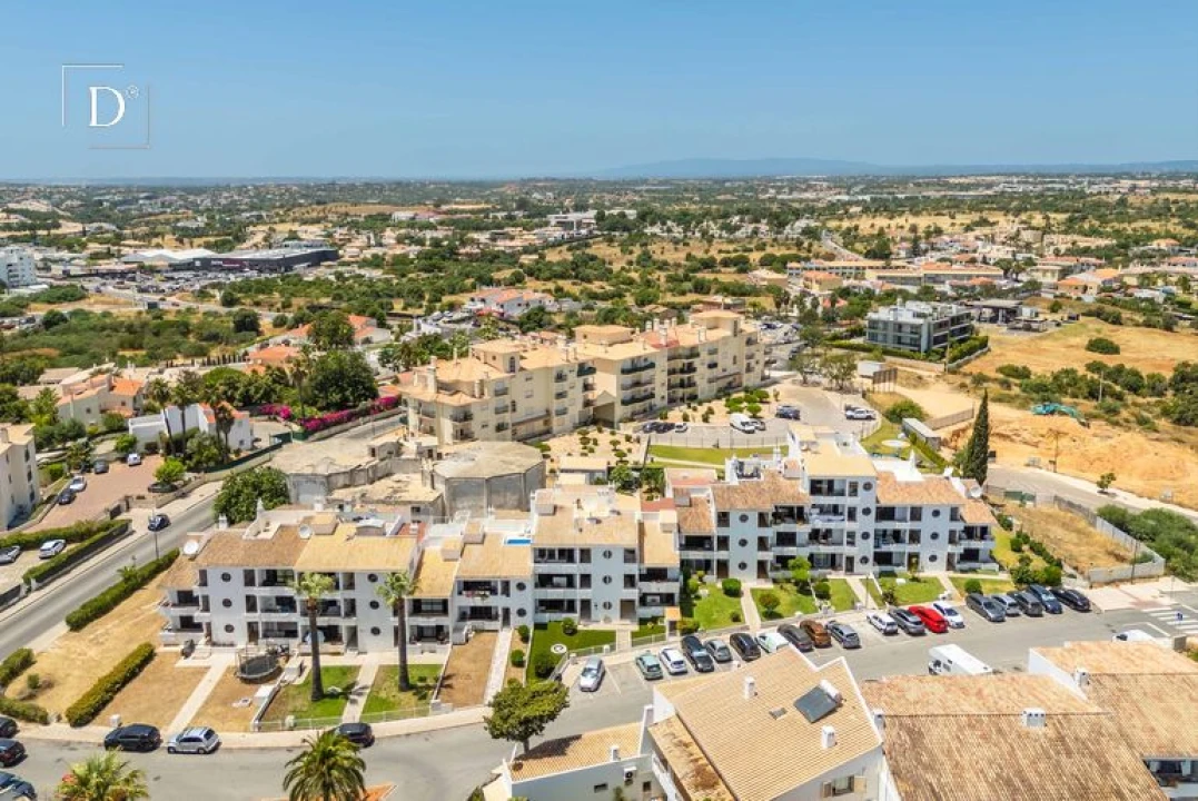 Apartamento T2 para Venda em Albufeira e Olhos de Água Foto 26