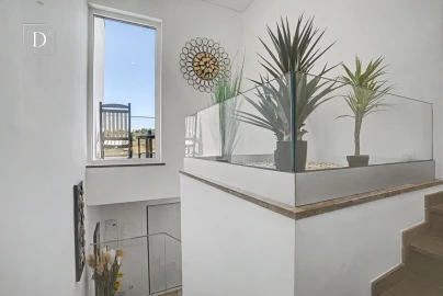 Moradia T4 para Venda em Albufeira e Olhos de Água