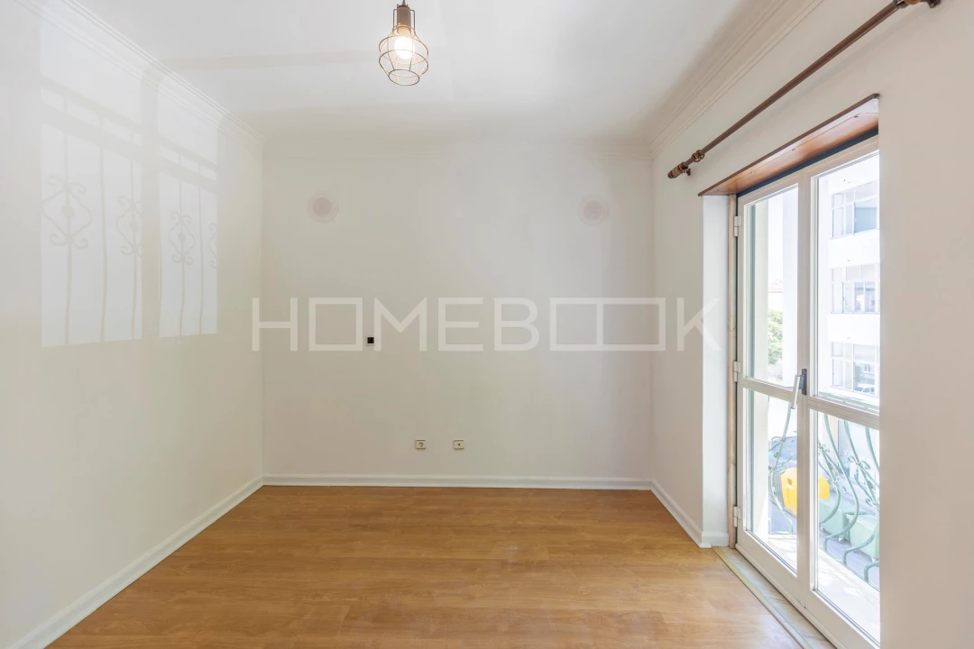 Apartamento T1 para Arrendamento em Agualva e Mira-Sintra Foto 17