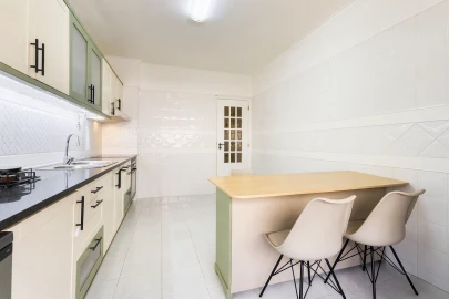 Apartamento T4 para Venda em Alverca do Ribatejo e Sobralinho