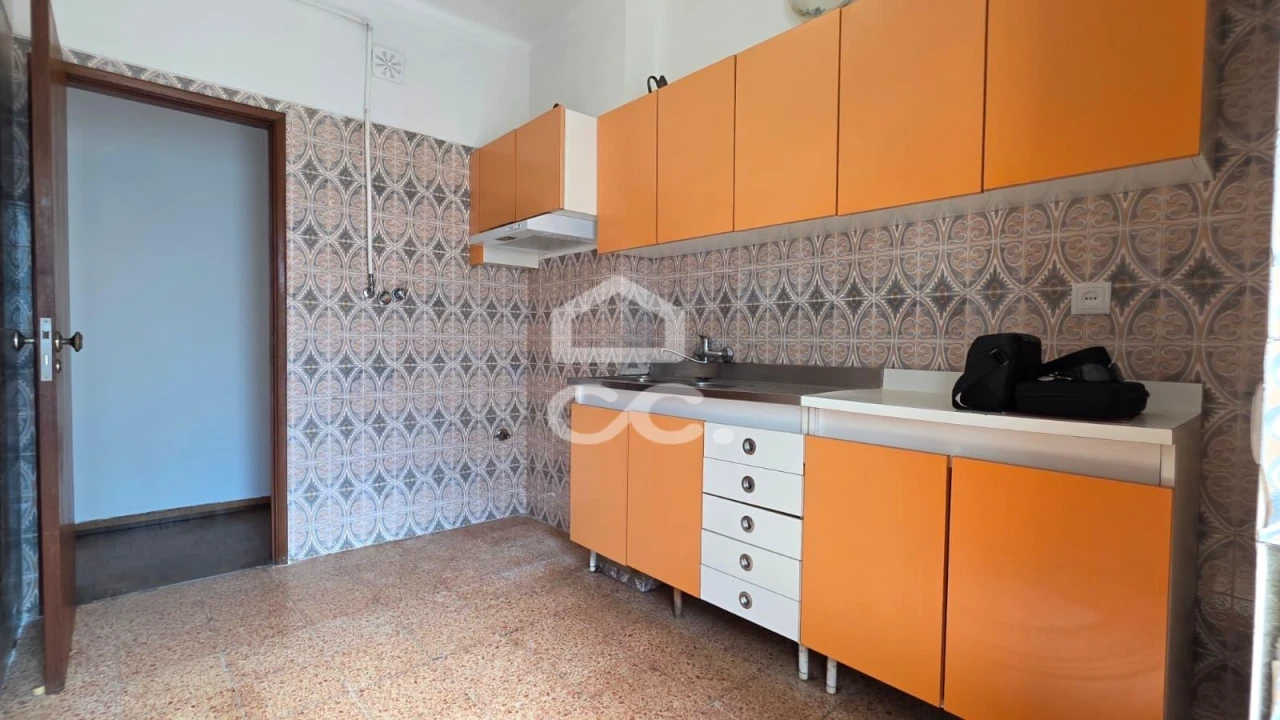 Apartamento T3 para Venda em União das Freguesias de Setúbal Foto 3