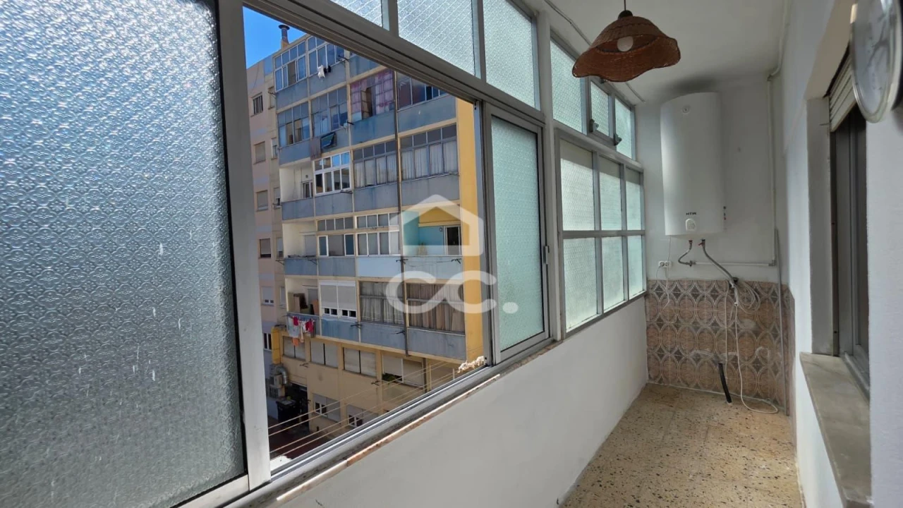 Apartamento T3 para Venda em União das Freguesias de Setúbal Foto 8