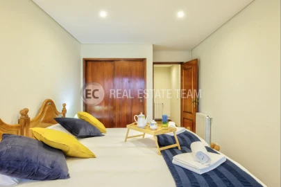 Apartamento T4 para Arrendamento em Glória e Vera Cruz