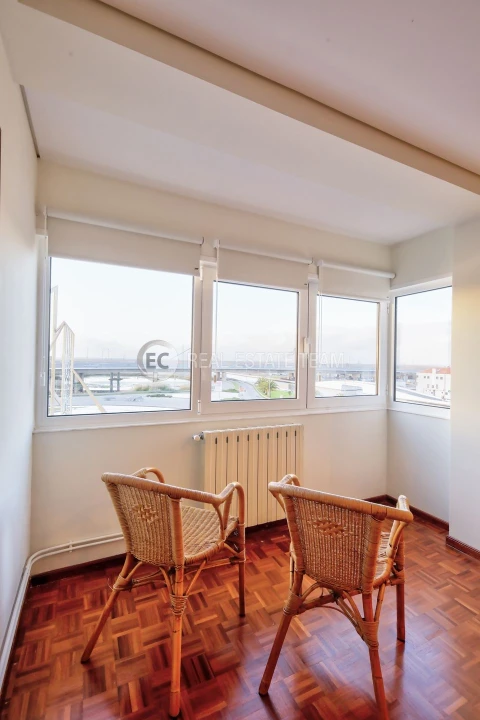 Apartamento T4 para Arrendamento em Glória e Vera Cruz