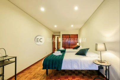 Apartamento T4 para Arrendamento em Glória e Vera Cruz