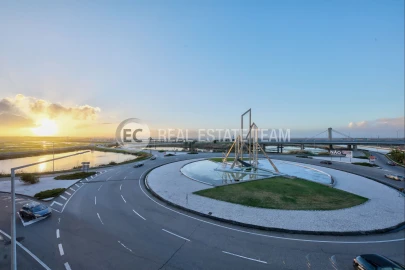 Apartamento T4 para Arrendamento em Glória e Vera Cruz