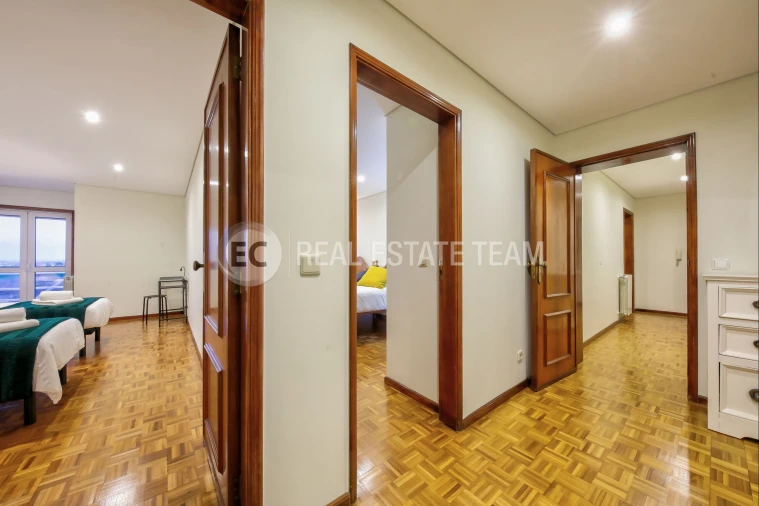 Apartamento T4 para Arrendamento em Glória e Vera Cruz Foto 23