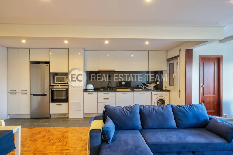 Apartamento T4 para Arrendamento em Glória e Vera Cruz Foto 5