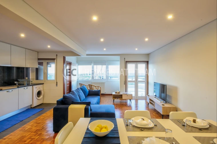 Apartamento T4 para Arrendamento em Glória e Vera Cruz Foto 45