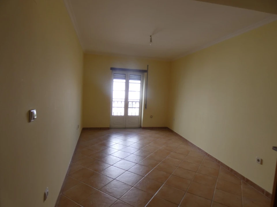 Apartamento T2 para Venda em Fundão, Valverde, Donas, A. Joanes, A. Nova Cabo Foto 4