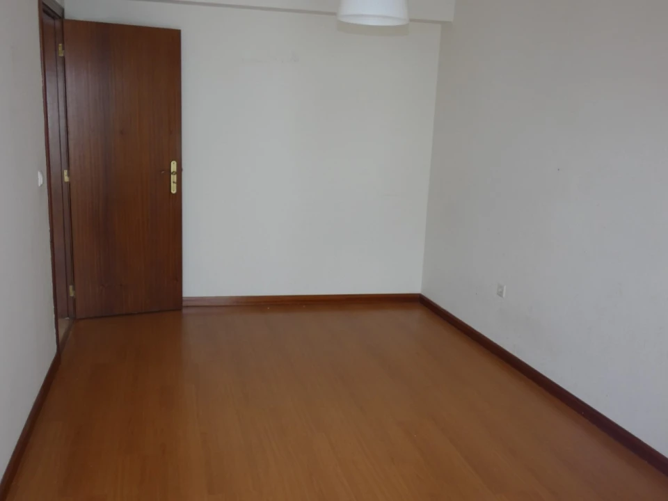 Apartamento T2 para Venda em Fundão, Valverde, Donas, A. Joanes, A. Nova Cabo Foto 14