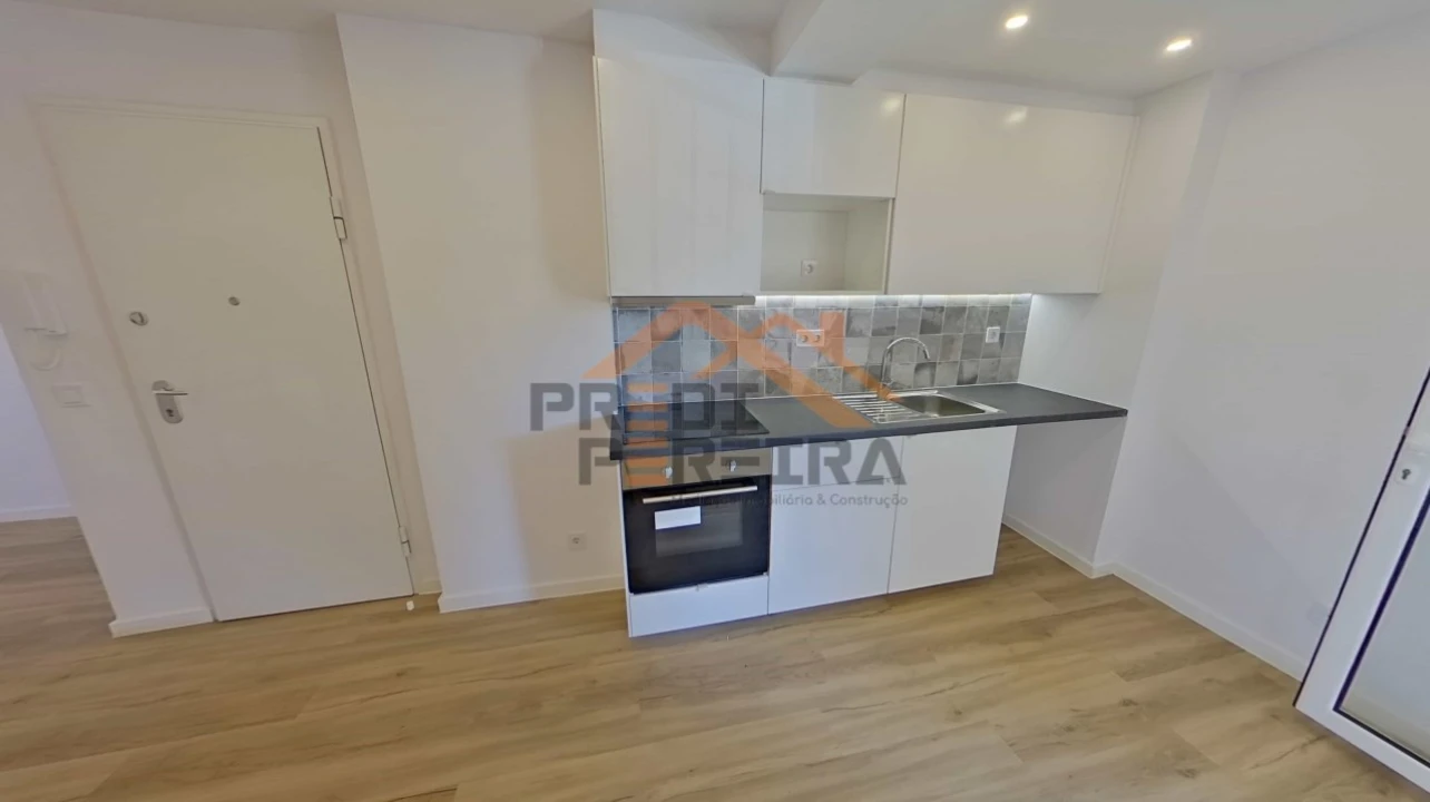 Apartamento T2 para Venda em Queluz e Belas Foto 6
