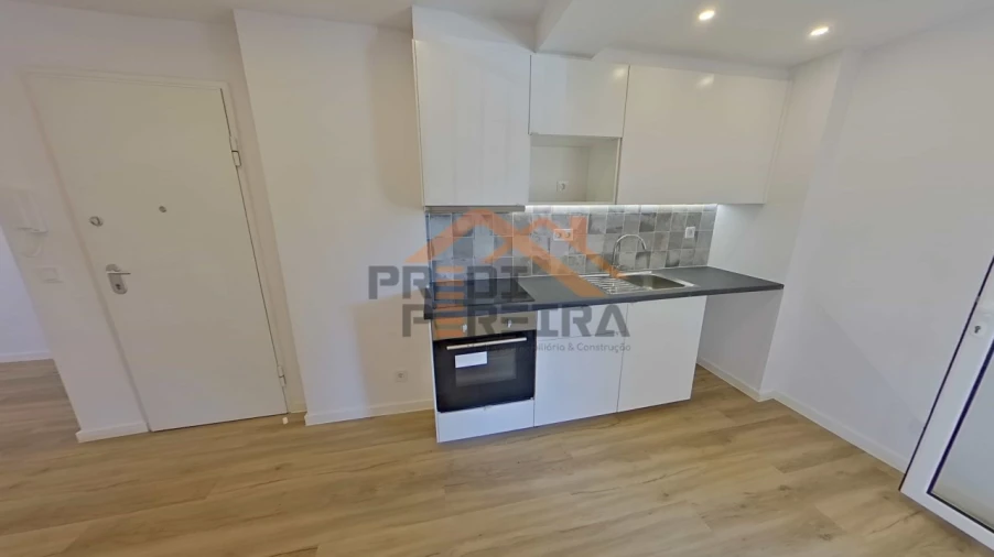 Apartamento T2 para Venda em Queluz e Belas Foto 6