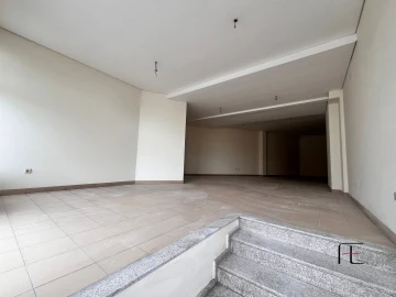 Loja para Venda em Bougado (São Martinho e Santiago)