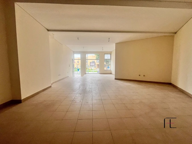 Loja para Venda em Bougado (São Martinho e Santiago) Foto 4