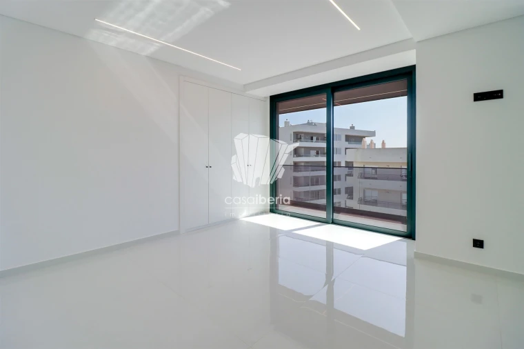 Apartamento T3 para Venda em Portimão Foto 25