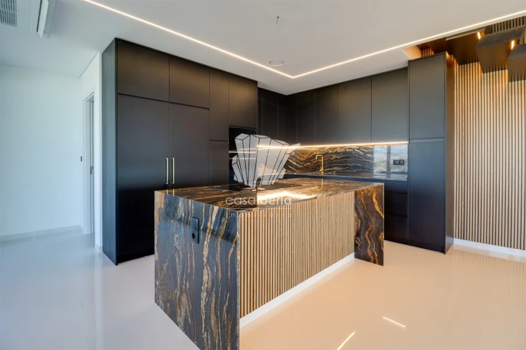 Apartamento T3 para Venda em Portimão Foto 5