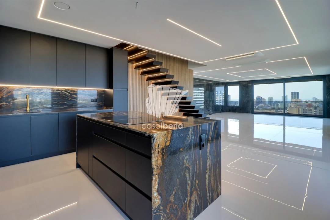 Apartamento T3 para Venda em Portimão Foto 3