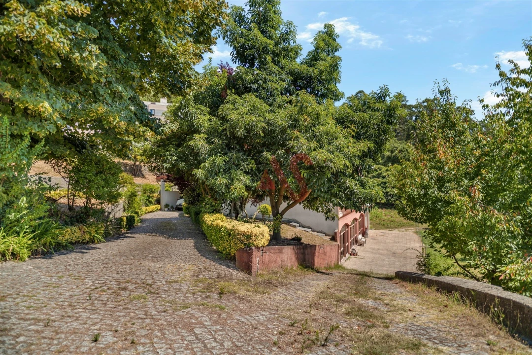 Quinta T5 para Venda em Gondomar (São Cosme), Valbom e Jovim Foto 22