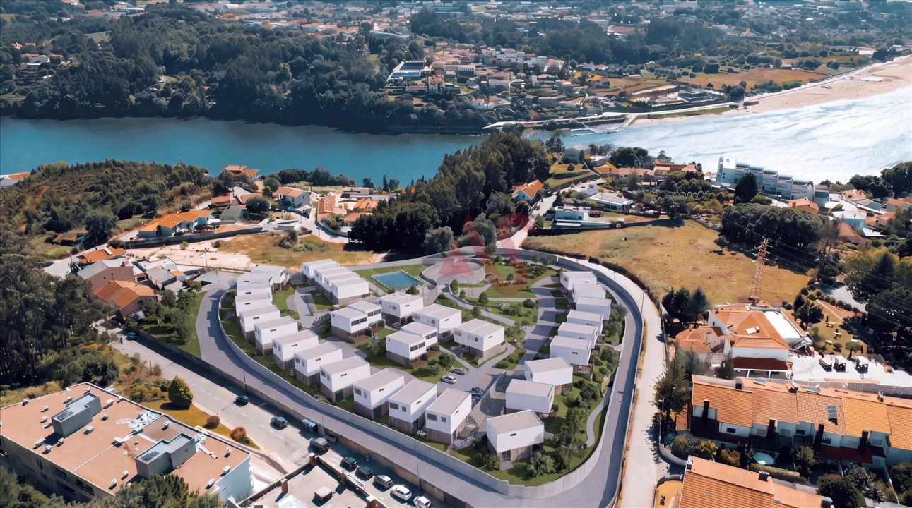 Quinta T5 para Venda em Gondomar (São Cosme), Valbom e Jovim Foto 1