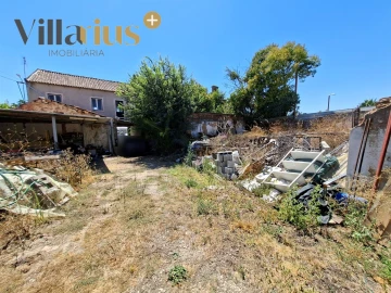 Moradia T0 para Venda em São João Baptista e Santa Maria dos Olivais