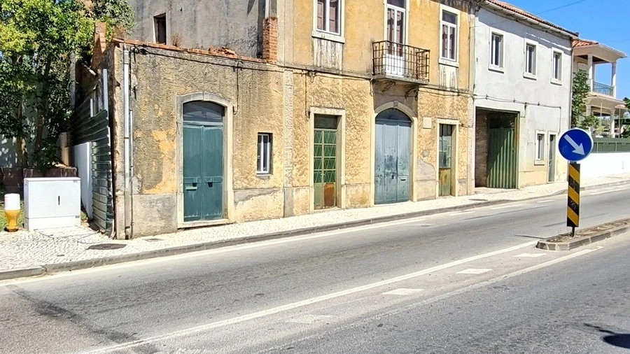 Moradia T0 para Venda em São João Baptista e Santa Maria dos Olivais
