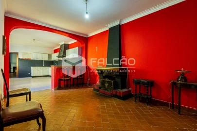 Moradia T7 para Venda em Almeirim