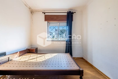 Moradia T7 para Venda em Almeirim