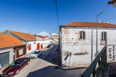 Moradia T7 para Venda em Almeirim
