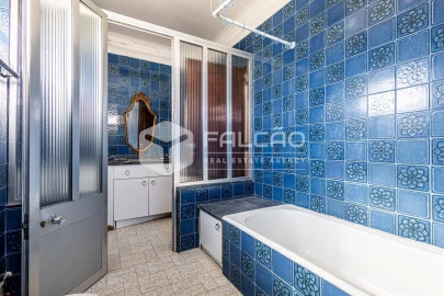 Moradia T7 para Venda em Almeirim