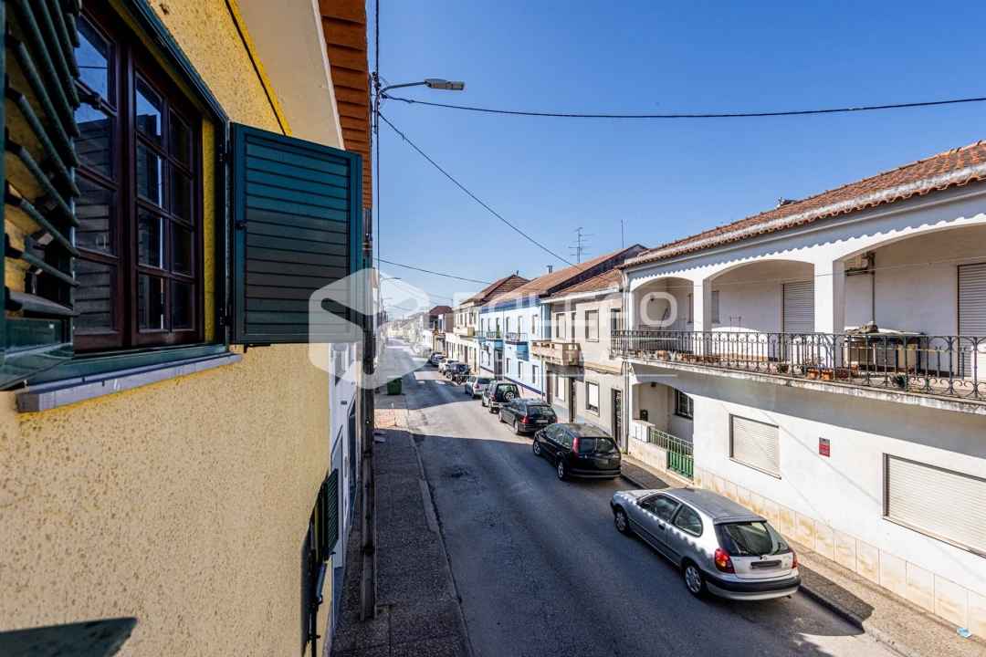 Moradia T7 para Venda em Almeirim Foto 25