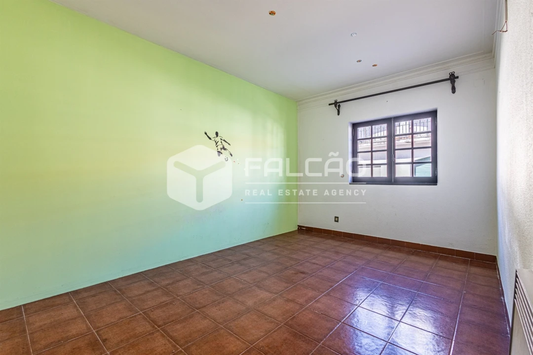 Moradia T7 para Venda em Almeirim Foto 43