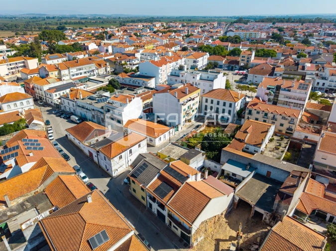 Moradia T7 para Venda em Almeirim Foto 10