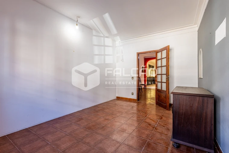 Moradia T7 para Venda em Almeirim Foto 39