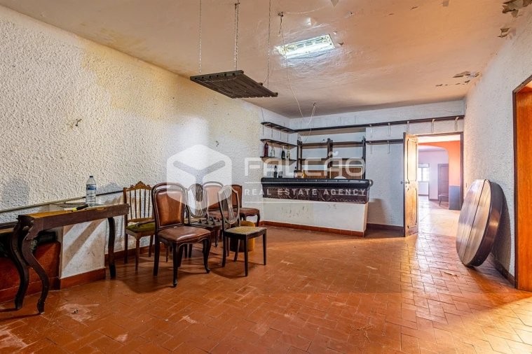 Moradia T7 para Venda em Almeirim Foto 51