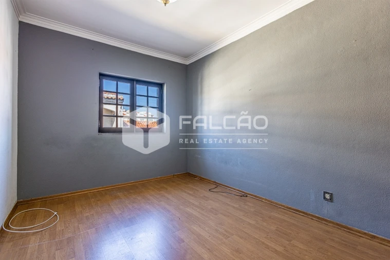 Moradia T7 para Venda em Almeirim Foto 70