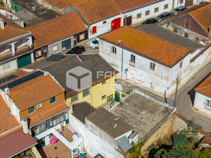 Moradia T7 para Venda em Almeirim Foto 8