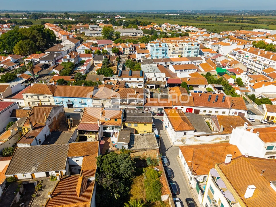 Moradia T7 para Venda em Almeirim Foto 7