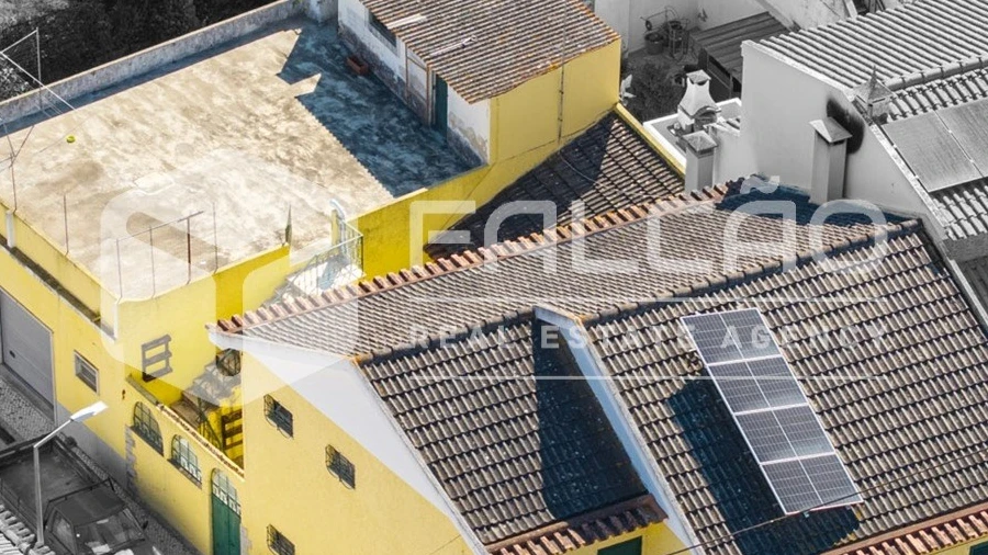 Moradia T7 para Venda em Almeirim