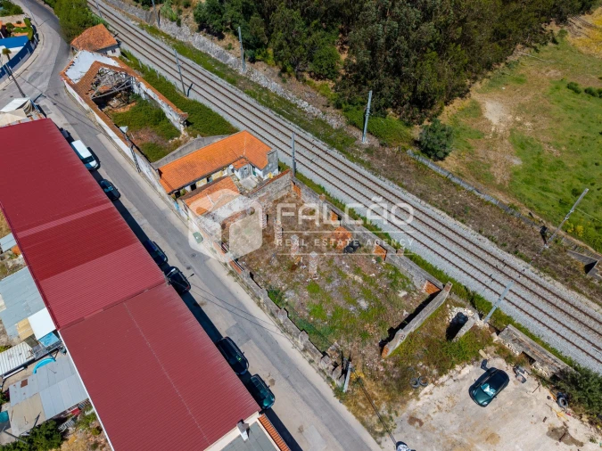 Moradia T5 para Venda em Vale de Santarem Foto 57