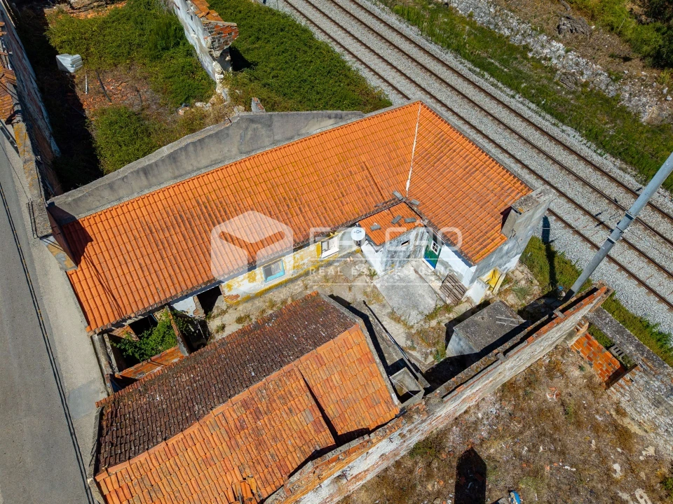 Moradia T5 para Venda em Vale de Santarem Foto 3