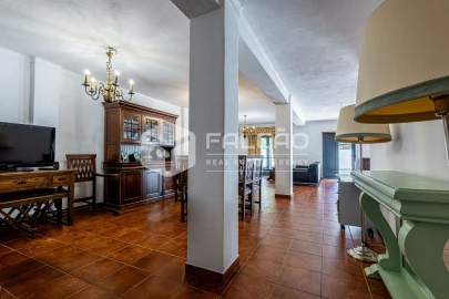 Moradia T4 para Venda em Marvila, Ribeira Santarém, São Salvador, São Nicolau