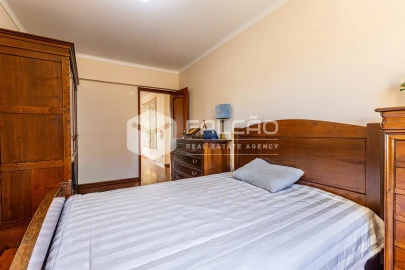 Moradia T4 para Venda em Marvila, Ribeira Santarém, São Salvador, São Nicolau