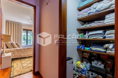 Moradia T4 para Venda em Marvila, Ribeira Santarém, São Salvador, São Nicolau