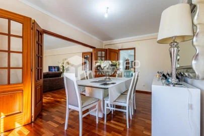 Moradia T4 para Venda em Marvila, Ribeira Santarém, São Salvador, São Nicolau