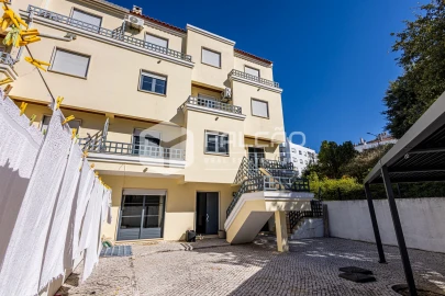 Moradia T4 para Venda em Marvila, Ribeira Santarém, São Salvador, São Nicolau